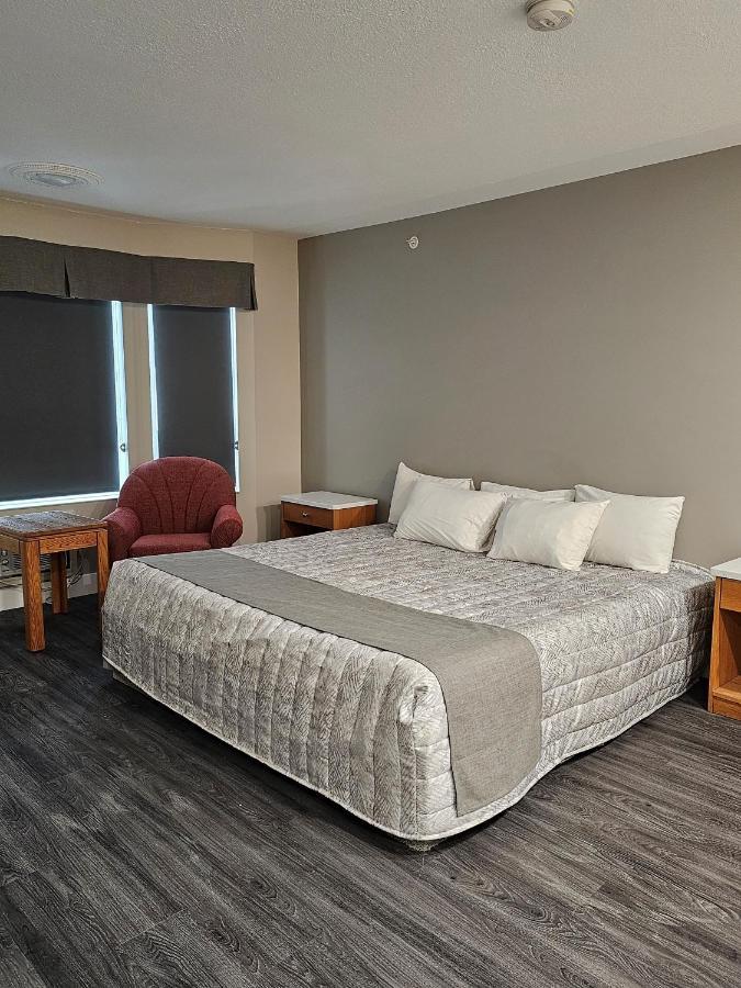 Western Budget Motel #1 Leduc/Nisku Екстериор снимка