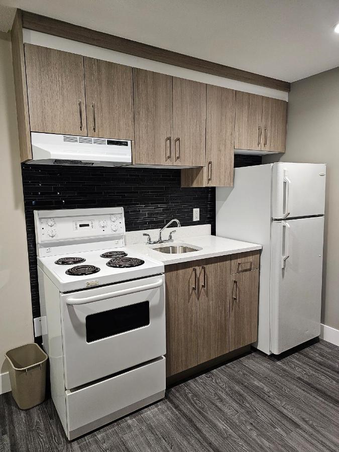 Western Budget Motel #1 Leduc/Nisku Екстериор снимка