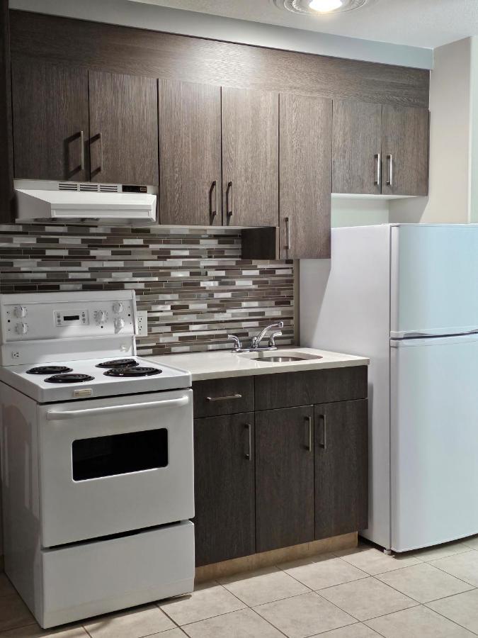 Western Budget Motel #1 Leduc/Nisku Екстериор снимка
