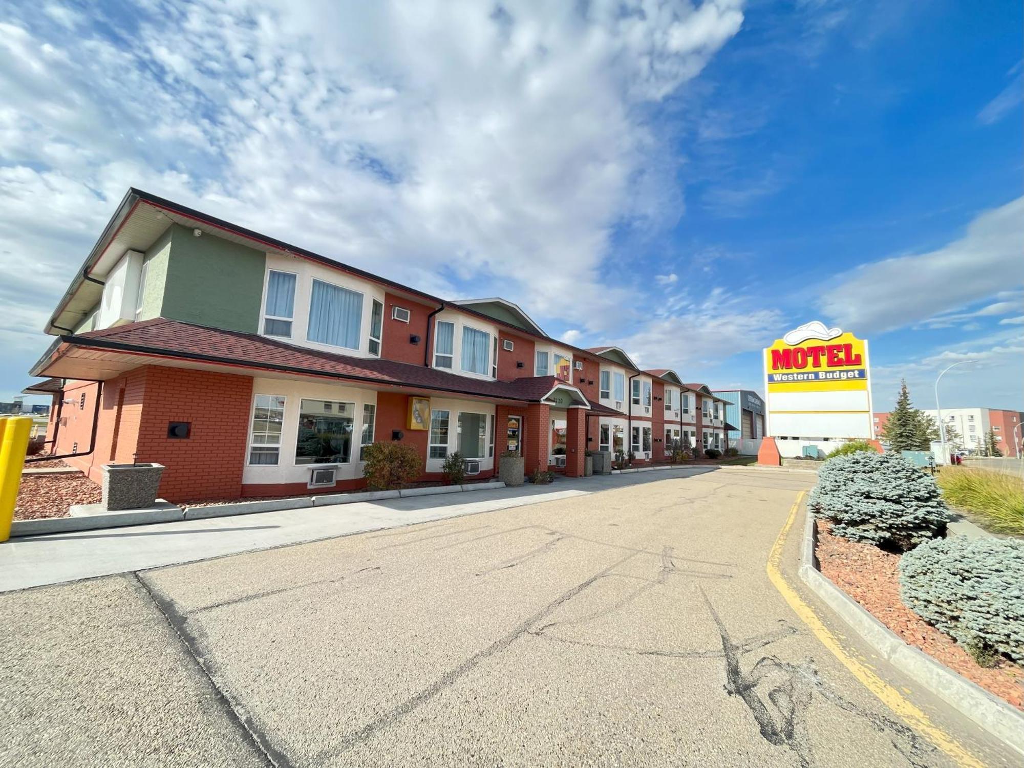 Western Budget Motel #1 Leduc/Nisku Екстериор снимка